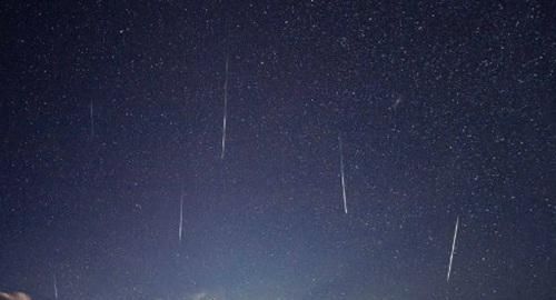 摩羯座流星雨：最佳观测时间和地点图1